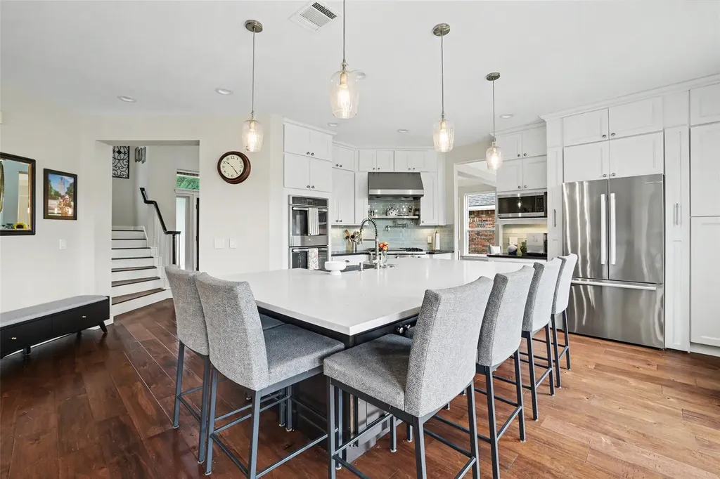 9617 Cinnabar Trail Austin TX 78726