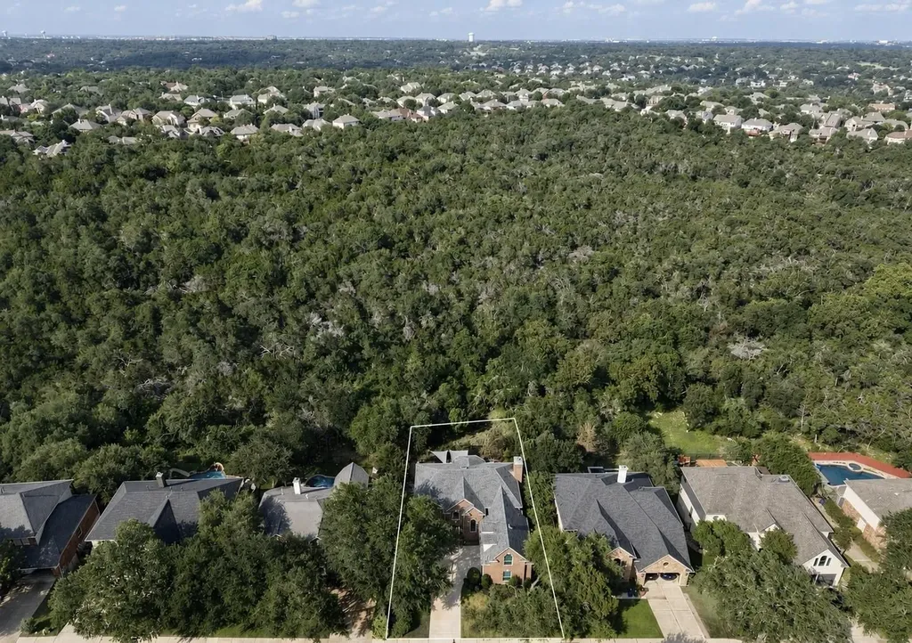 9617 Cinnabar Trail Austin TX 78726