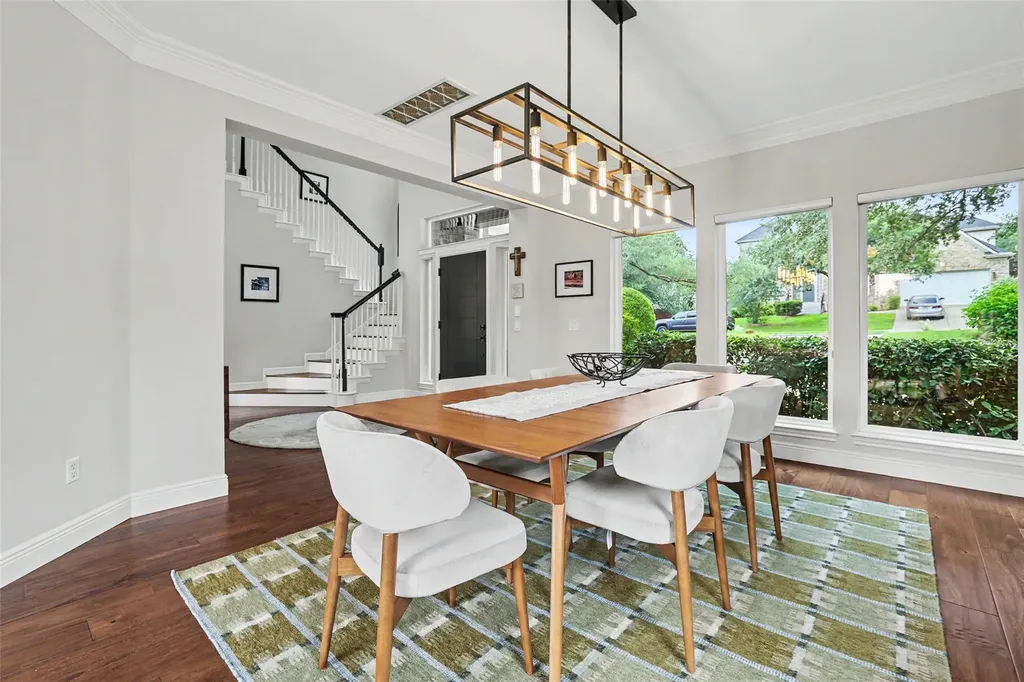 9617 Cinnabar Trail Austin TX 78726