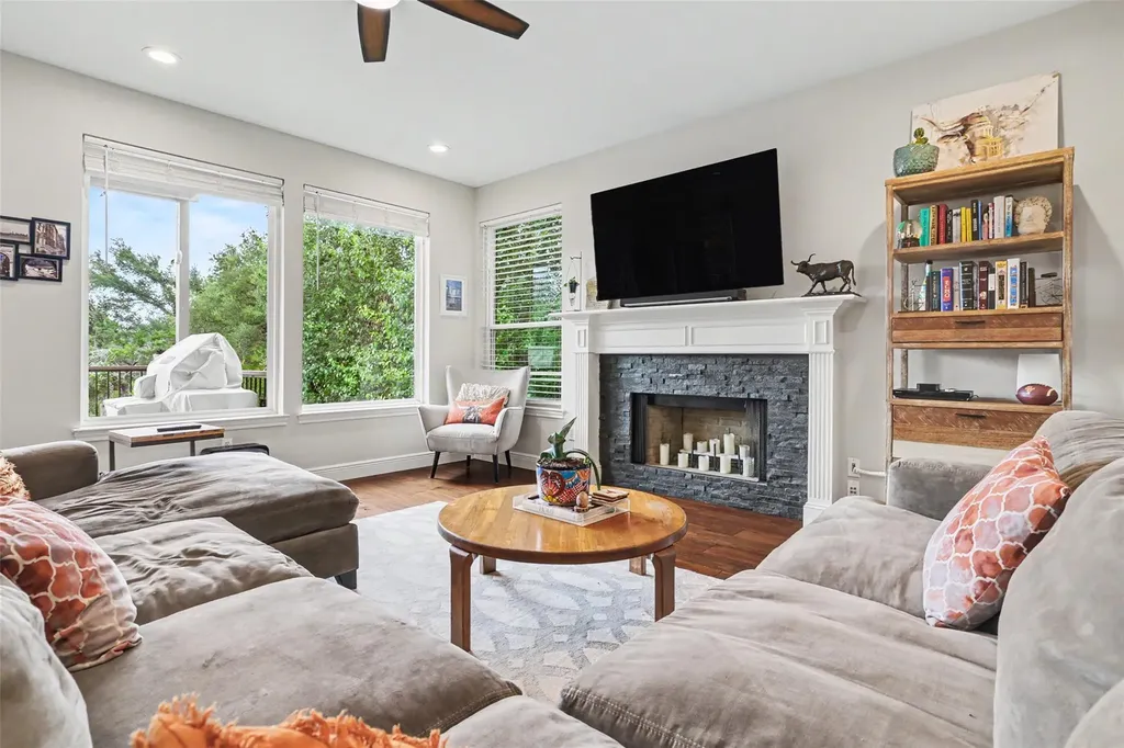 9617 Cinnabar Trail Austin TX 78726
