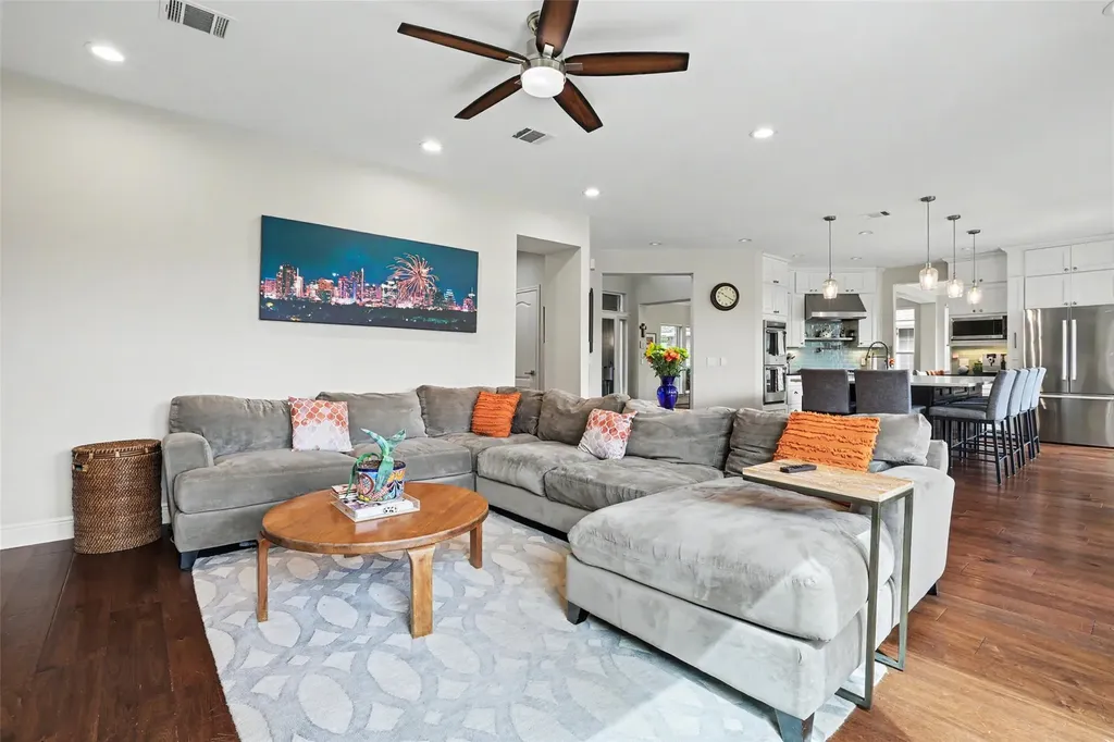 9617 Cinnabar Trail Austin TX 78726
