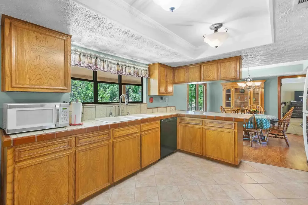 5804 Parkwood Drive Austin TX 78735