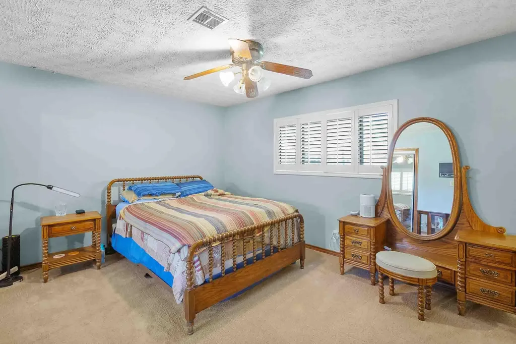 5804 Parkwood Drive Austin TX 78735