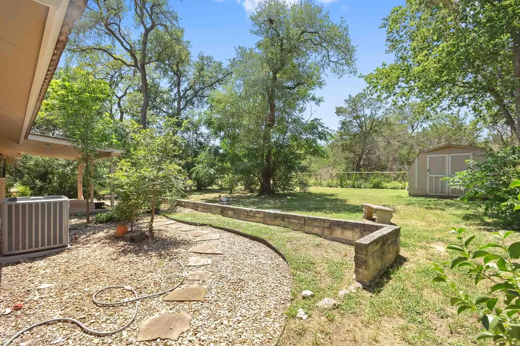 5804 Parkwood Drive Austin TX 78735