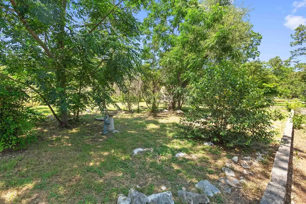 5804 Parkwood Drive Austin TX 78735