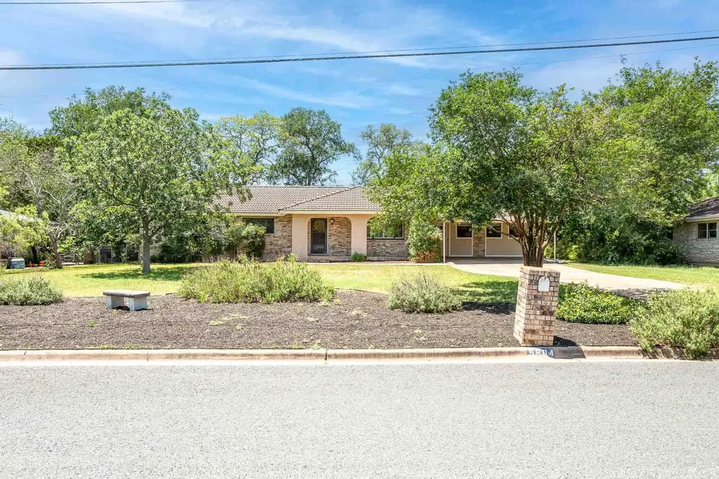 5804 Parkwood Drive Austin TX 78735