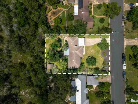 5804 Parkwood Drive Austin TX 78735