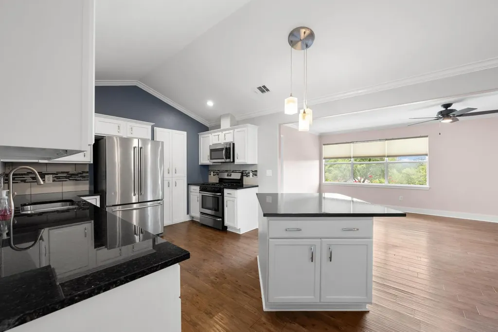 6800 Citadel Cove Austin TX 78723