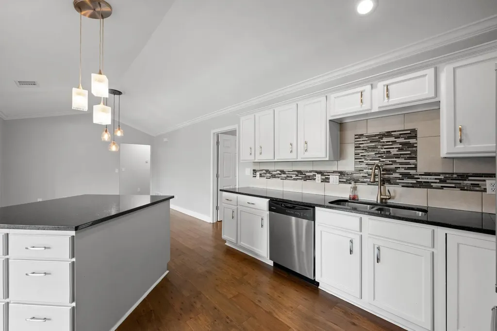 6800 Citadel Cove Austin TX 78723