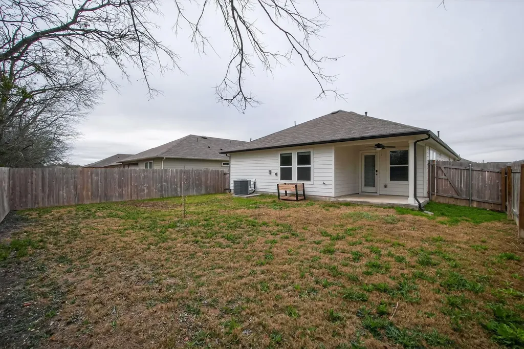 206 Addison Place Lockhart TX 78644