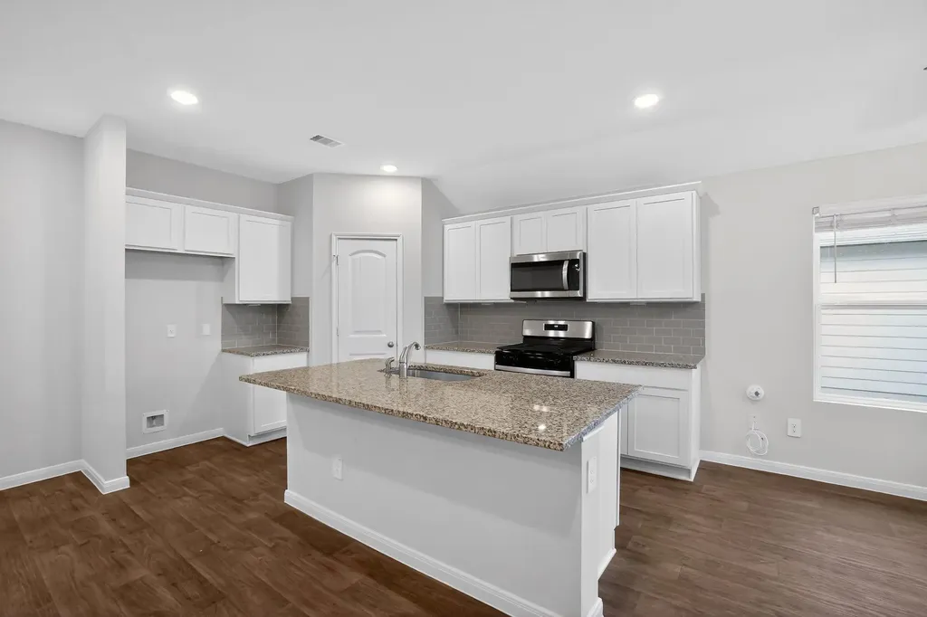 206 Addison Place Lockhart TX 78644