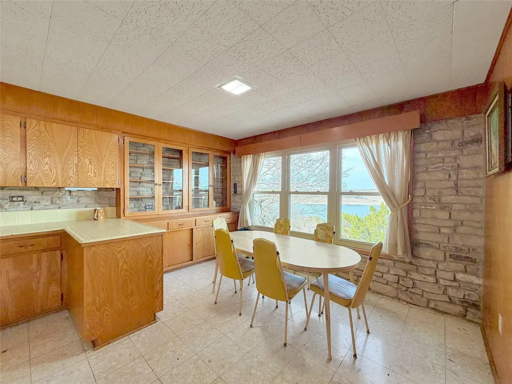 937 Hillcrest Forest Canyon Lake TX 78133