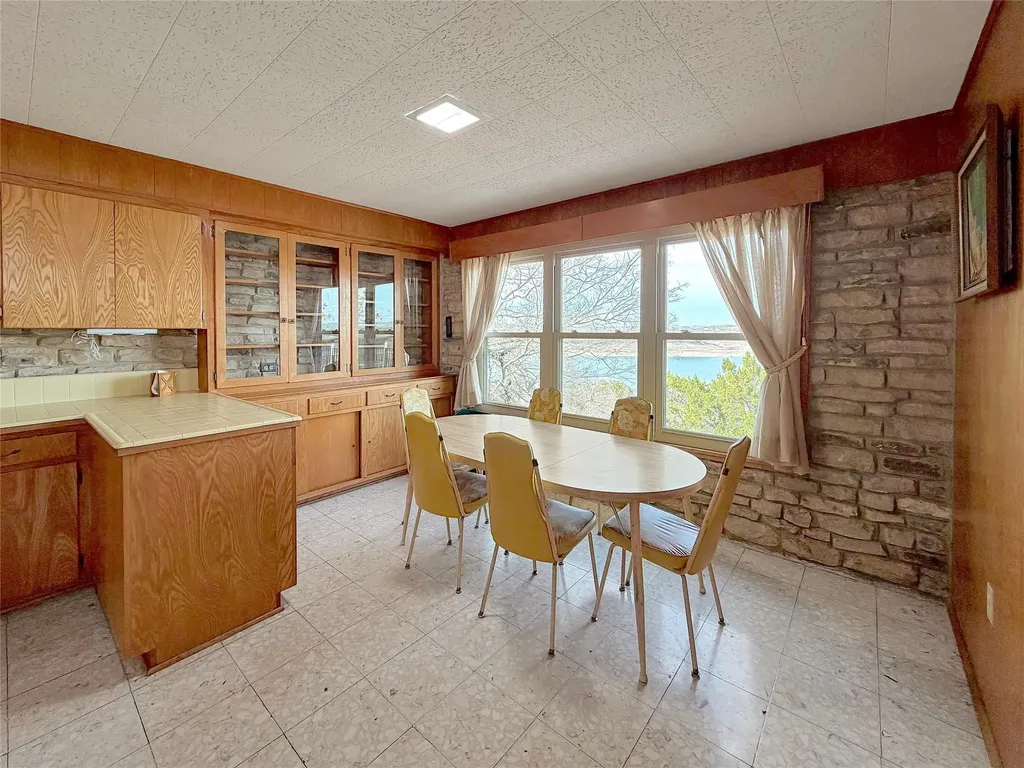 937 Hillcrest Forest Canyon Lake TX 78133