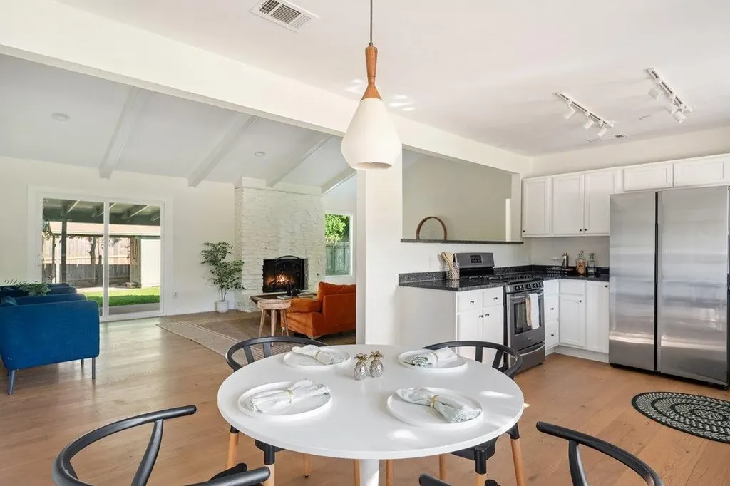 9803 Chukar Circle Austin TX 78758