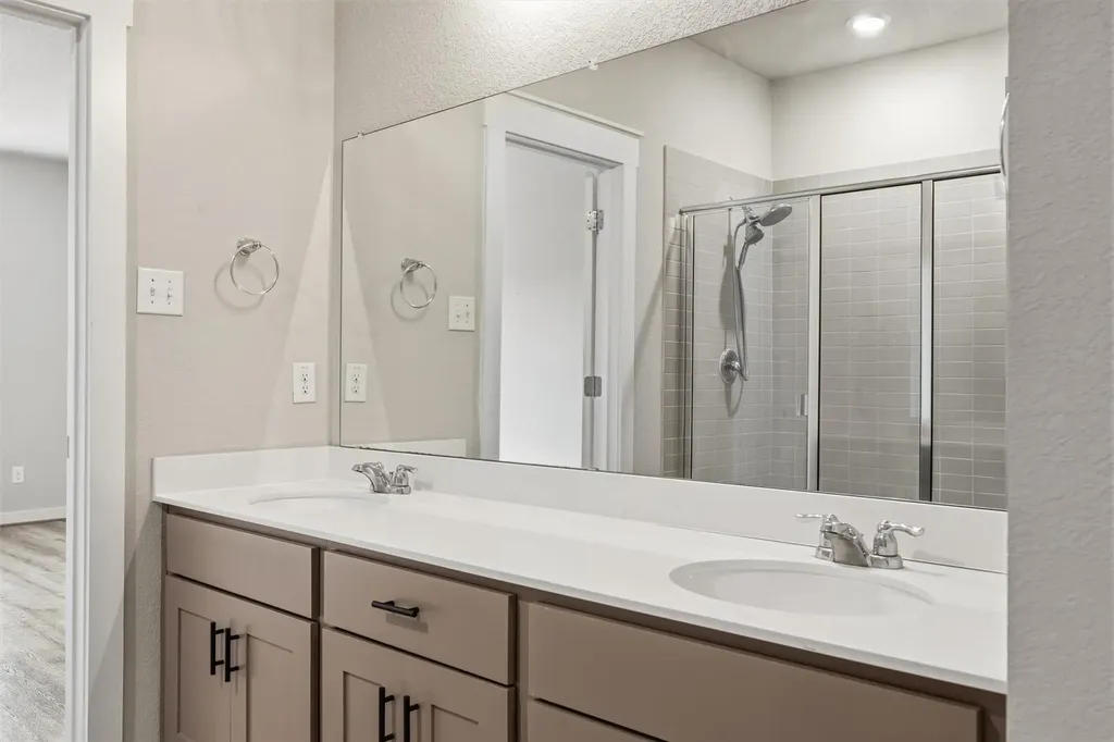 17301 Leafroller Drive Pflugerville TX 78660