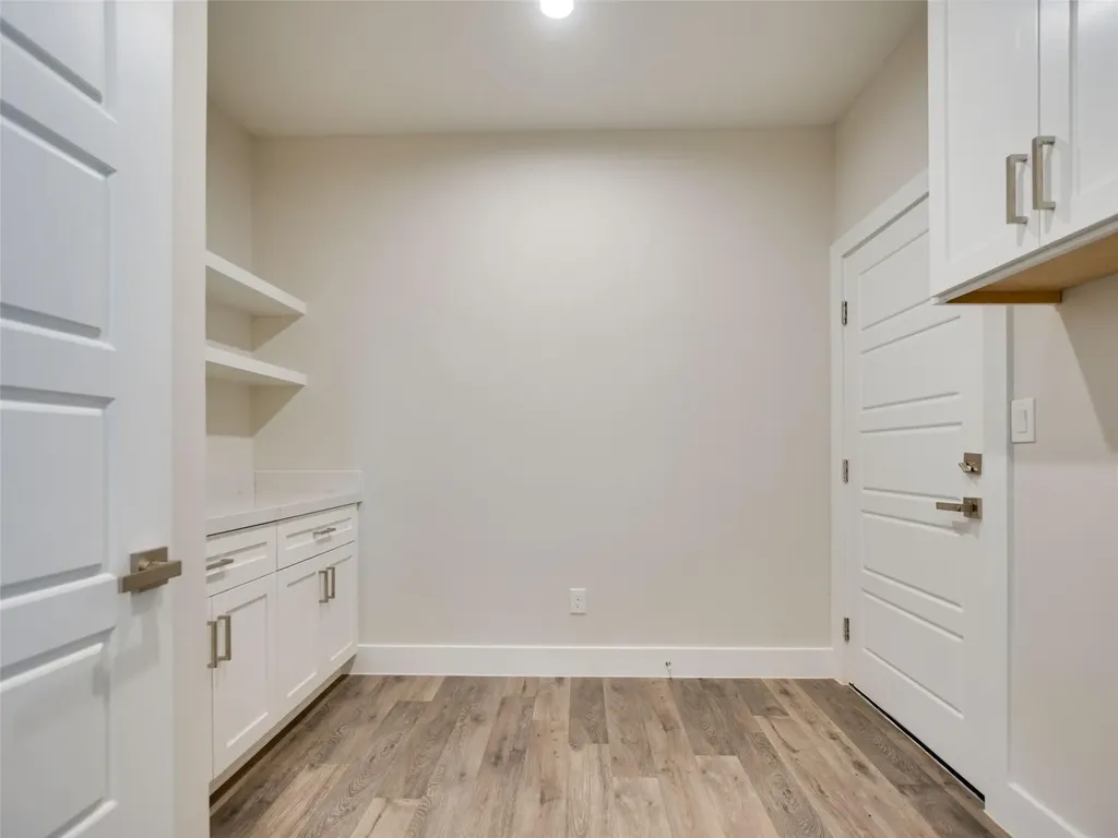 611 Sun Ray Horseshoe Bay TX 78657