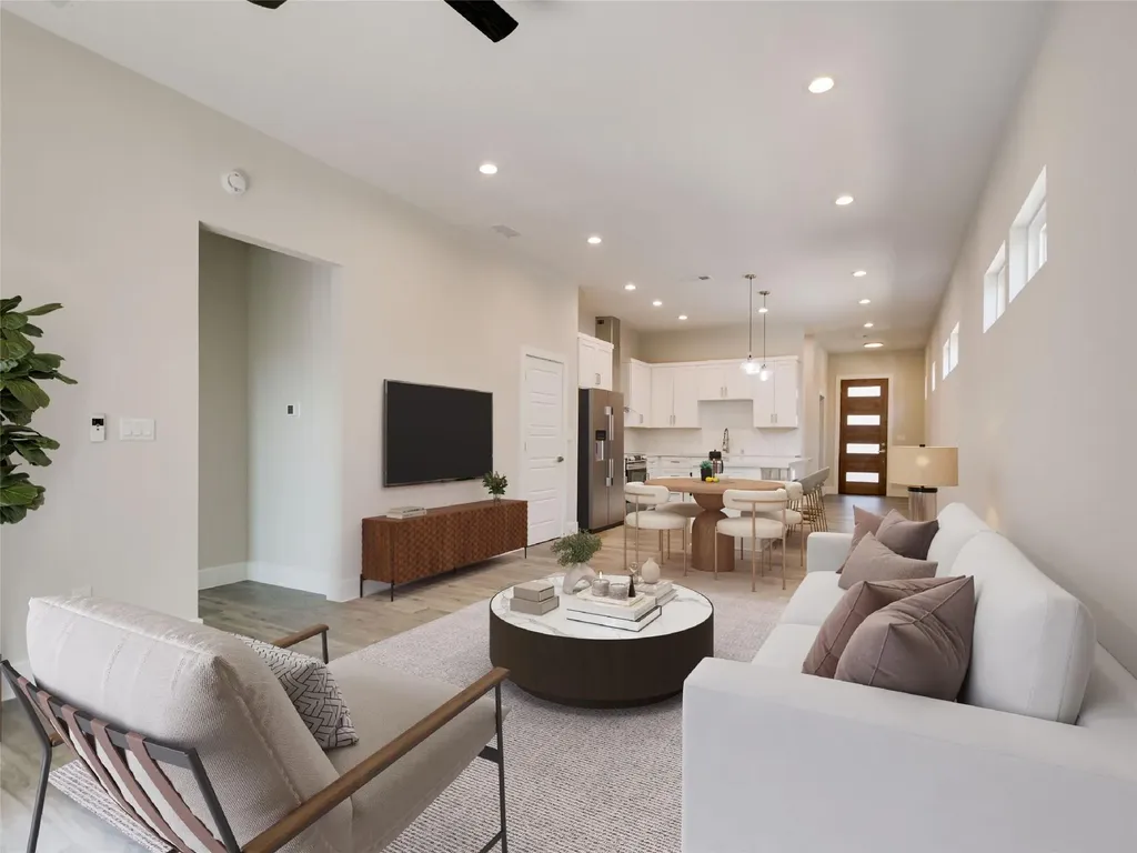 611 Sun Ray Horseshoe Bay TX 78657