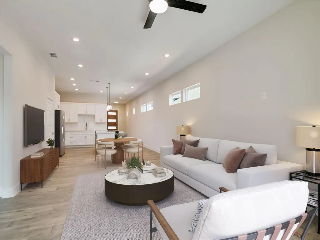 611 Sun Ray Horseshoe Bay TX 78657