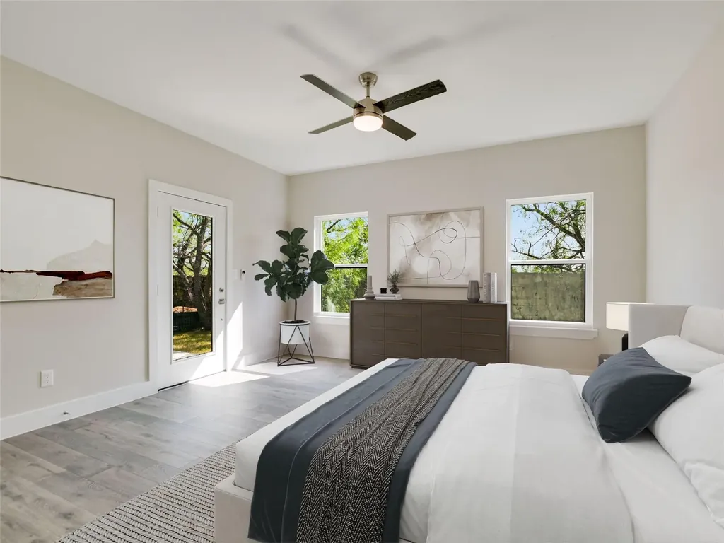 611 Sun Ray Horseshoe Bay TX 78657