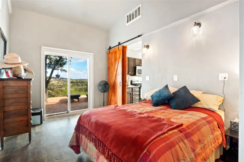 28543 Paradise Manor Drive Marble Falls TX 78654