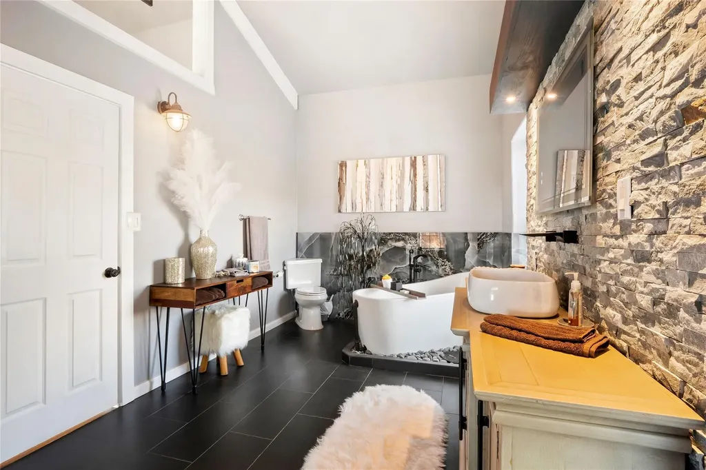 28543 Paradise Manor Drive Marble Falls TX 78654