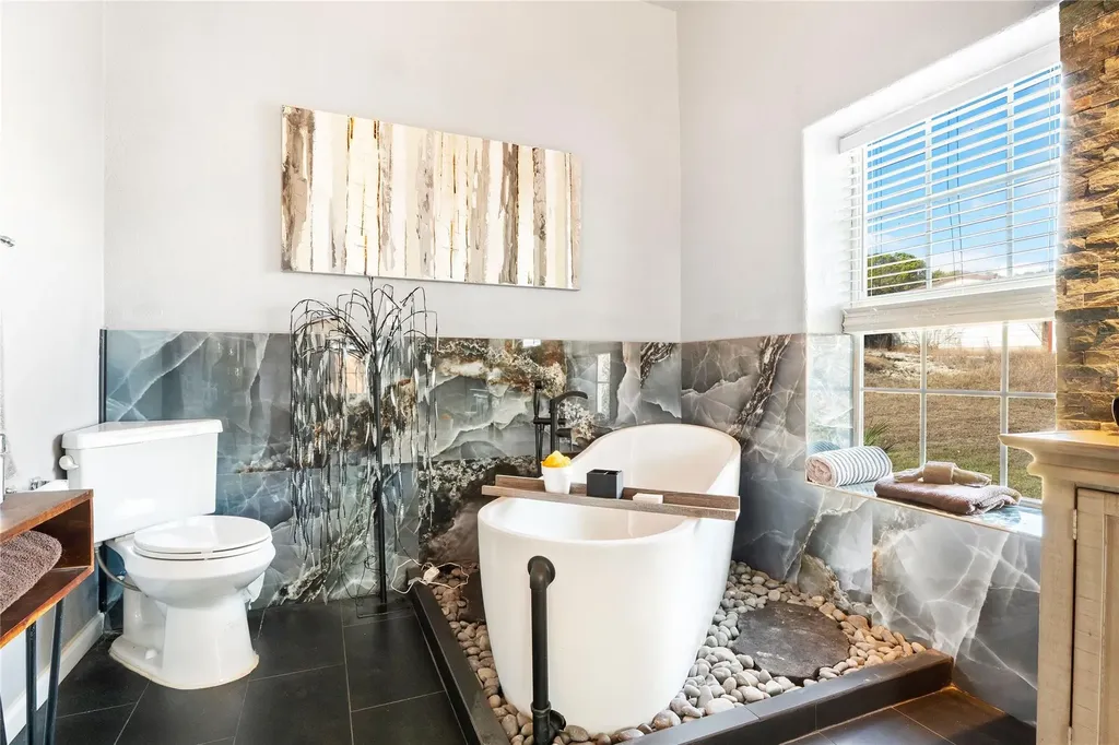 28543 Paradise Manor Drive Marble Falls TX 78654
