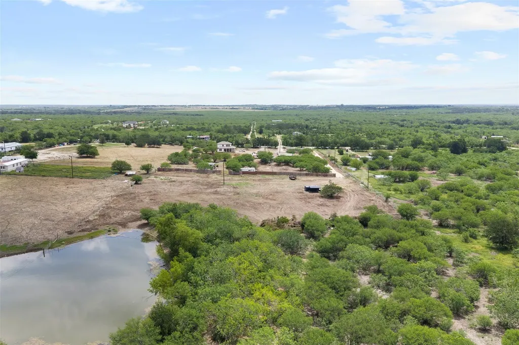 3315 Dry Creek Road Lockhart TX 78644