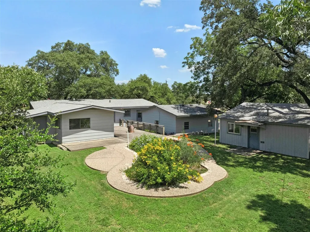 6401 Menchaca Road Austin TX 78745