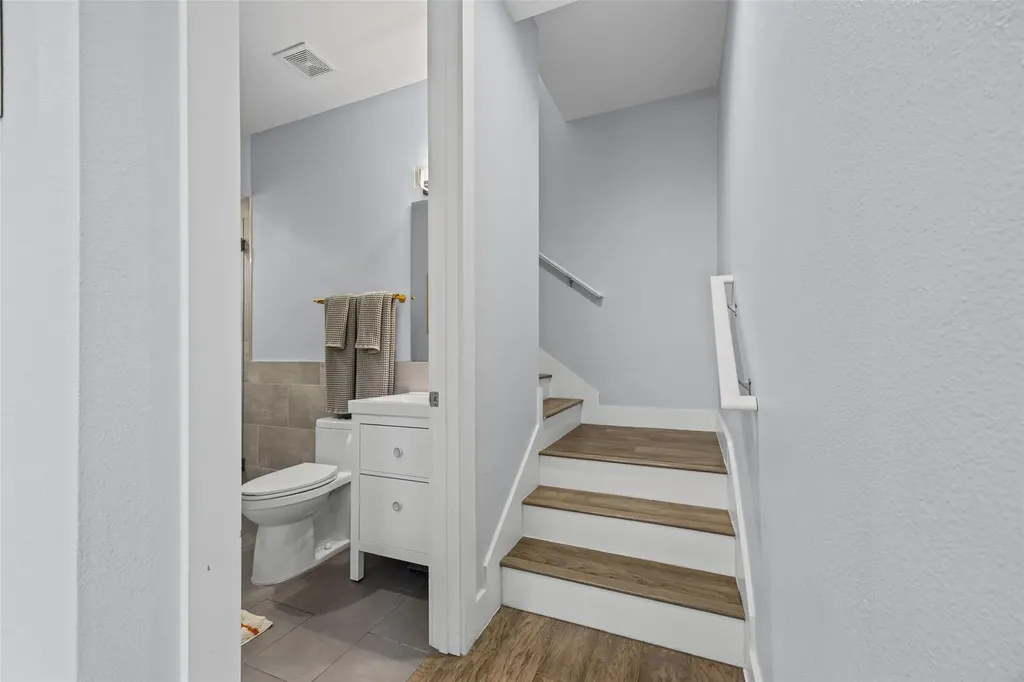 1409 Holly Street Austin TX 78702
