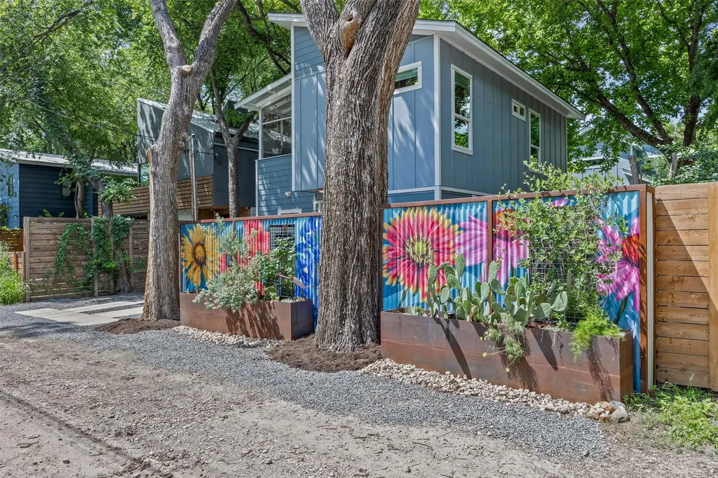 1409 Holly Street Austin TX 78702