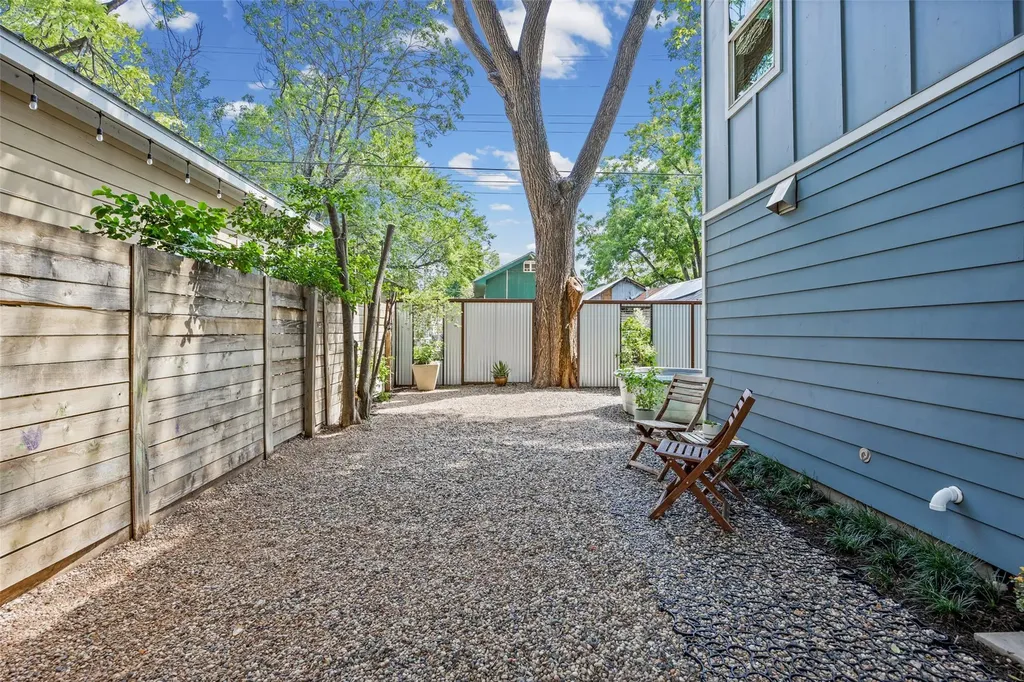 1409 Holly Street Austin TX 78702
