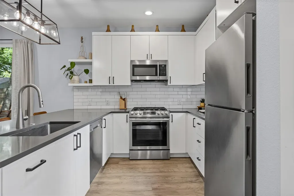 1409 Holly Street Austin TX 78702