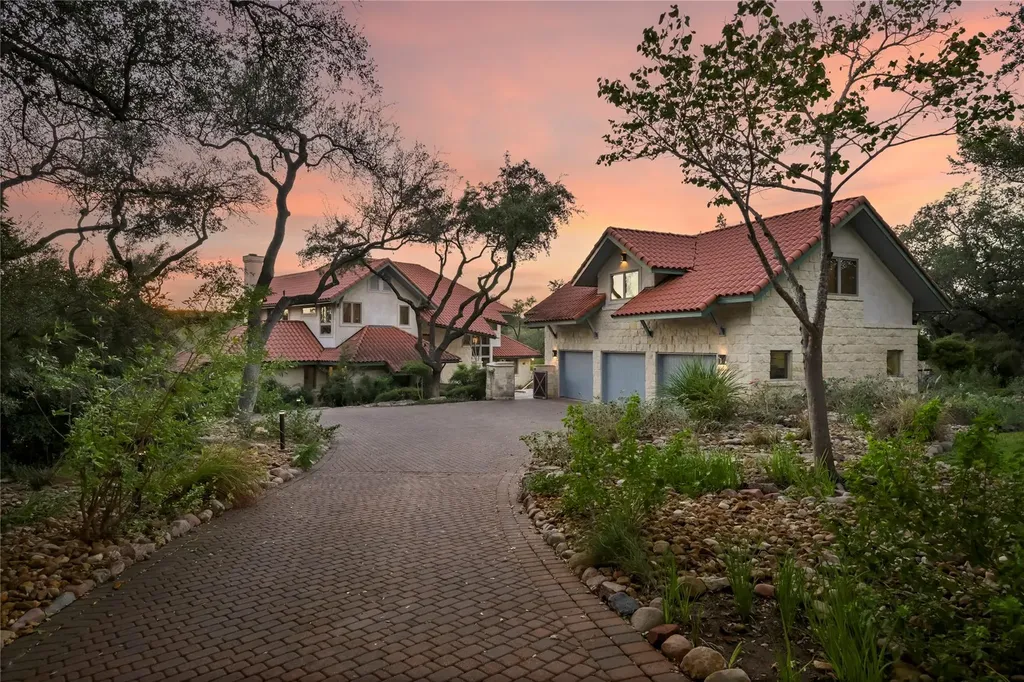 19905 Angel Bay Drive Spicewood TX 78669