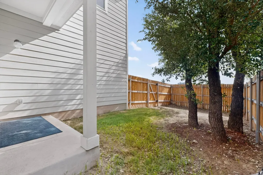 2524 Acoma Lane Leander TX 78641