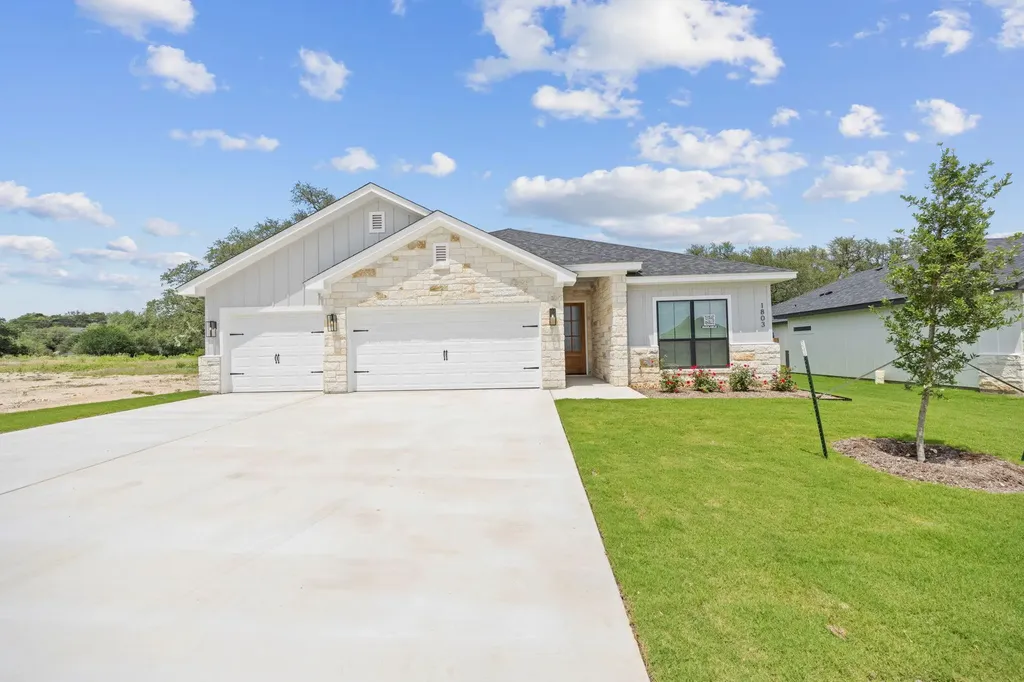 1803 Paint Horse Trail Harker Heights TX 76548