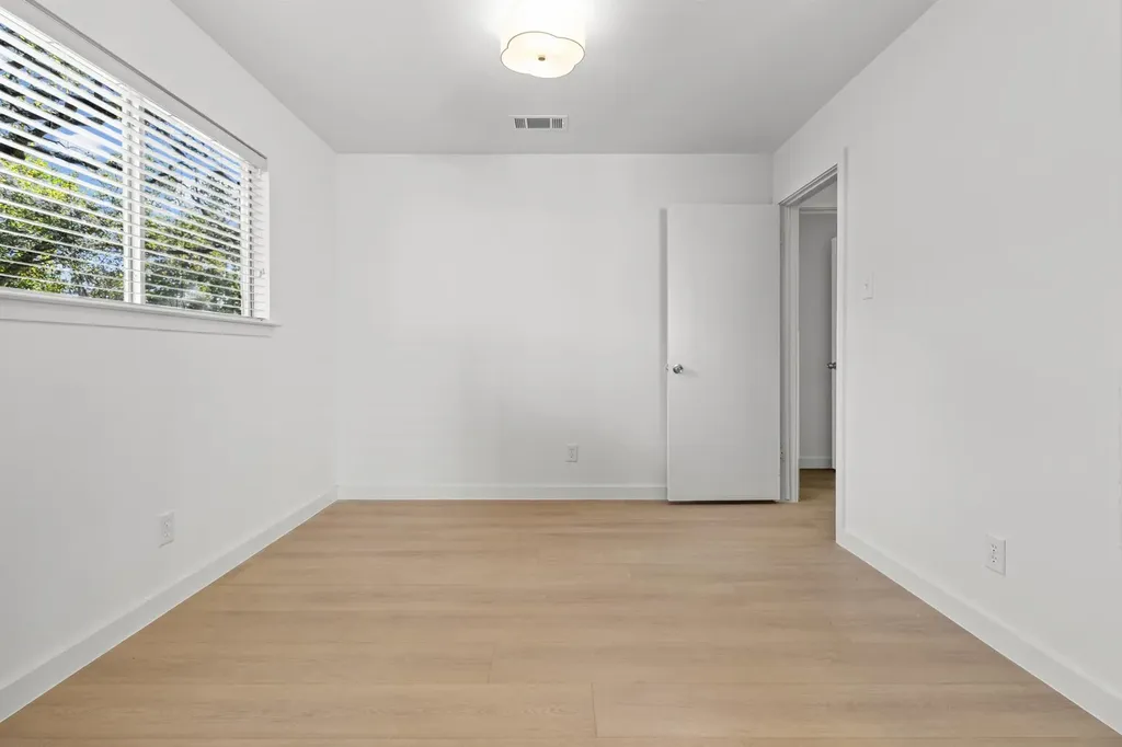 11131 Henge Drive Austin TX 78759
