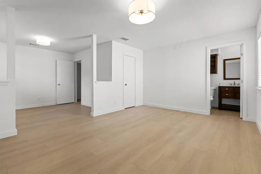 11131 Henge Drive Austin TX 78759