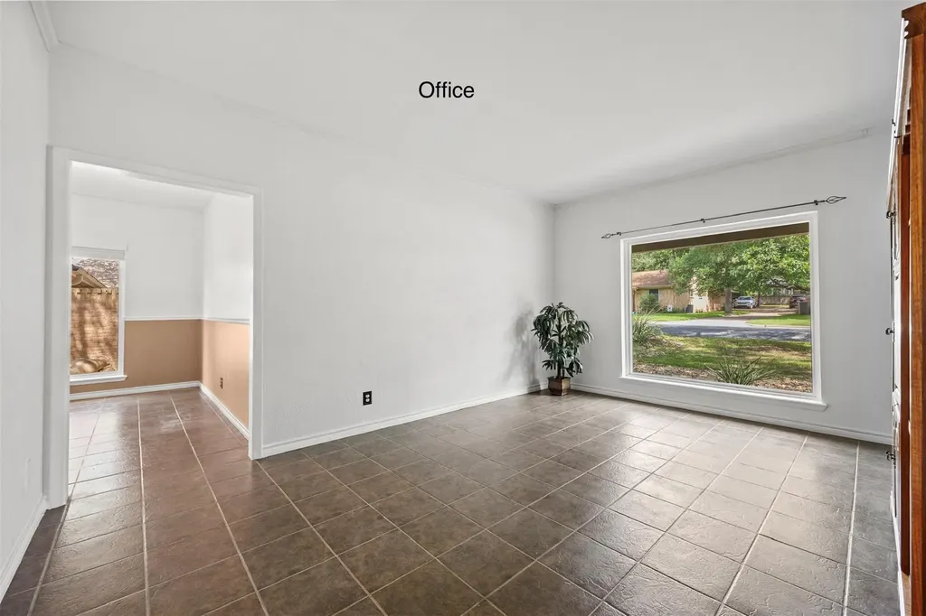 9411 Cedar Crest Drive Austin TX 78750