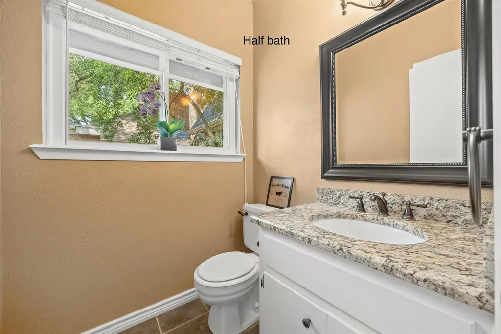 9411 Cedar Crest Drive Austin TX 78750