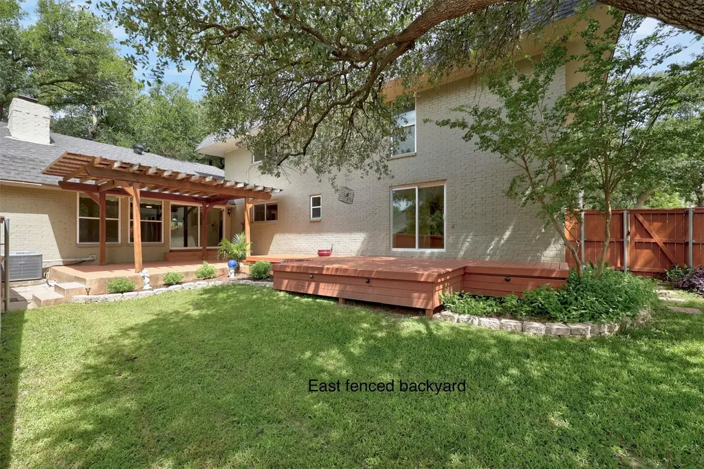 9411 Cedar Crest Drive Austin TX 78750