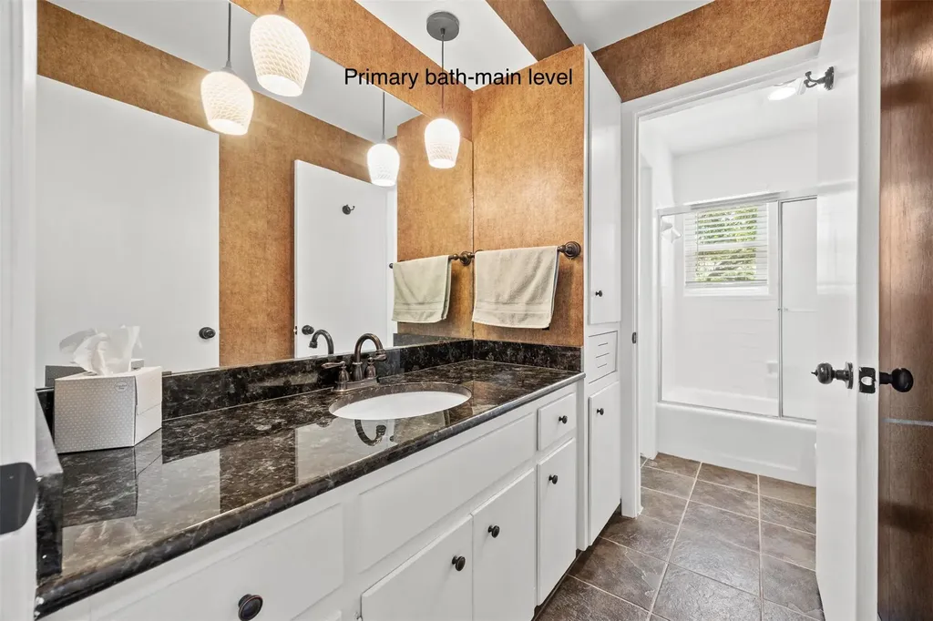 9411 Cedar Crest Drive Austin TX 78750