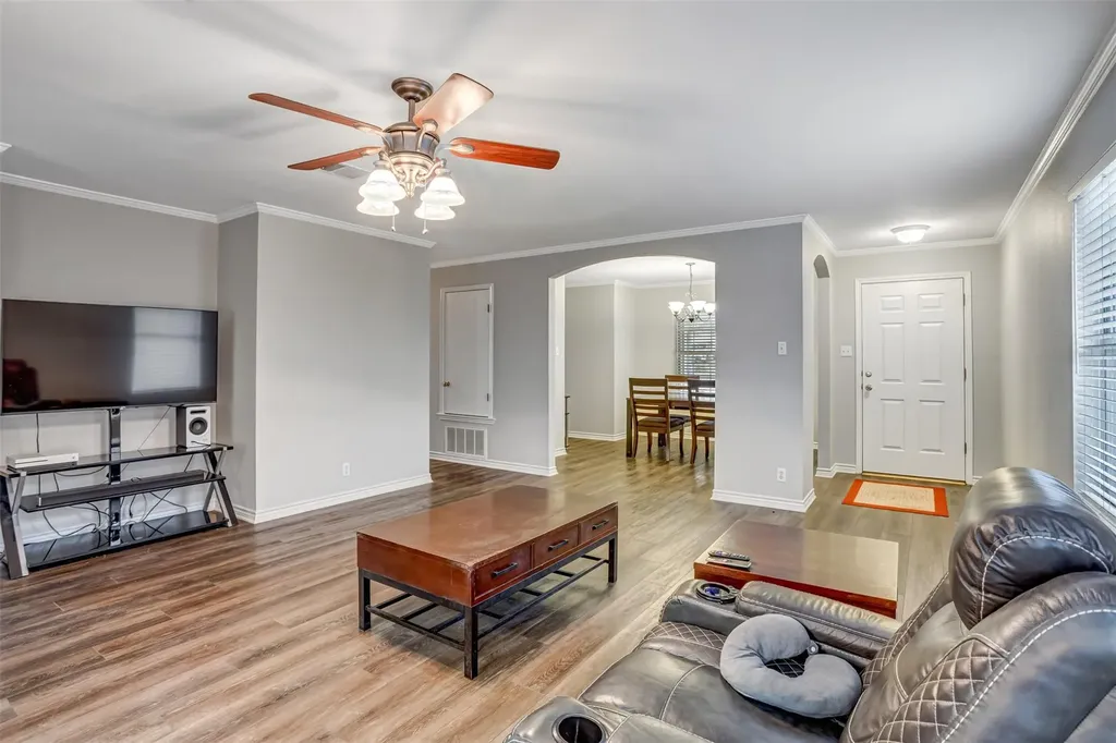 8917 Kimono Ridge Drive Austin TX 78748
