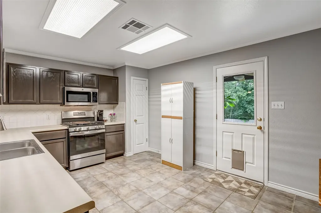 8917 Kimono Ridge Drive Austin TX 78748