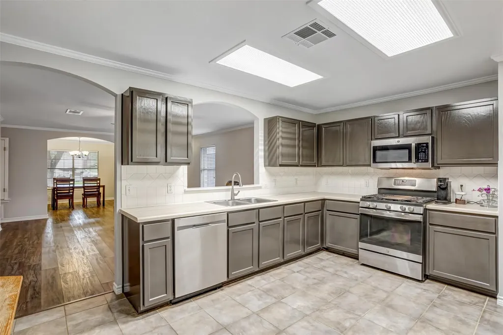 8917 Kimono Ridge Drive Austin TX 78748
