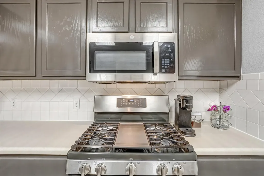 8917 Kimono Ridge Drive Austin TX 78748