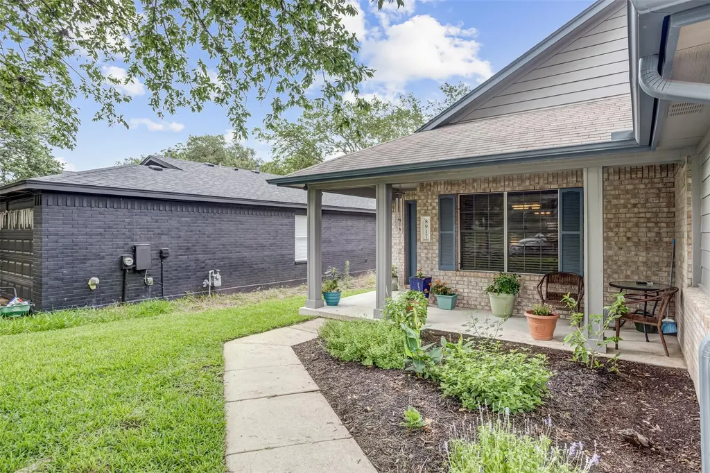 8917 Kimono Ridge Drive Austin TX 78748