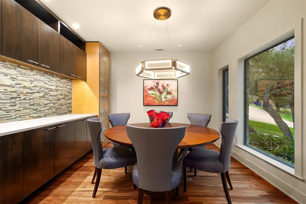 5910 Doone Valley Court Austin TX 78731