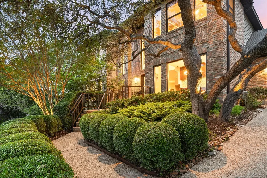 5910 Doone Valley Court Austin TX 78731