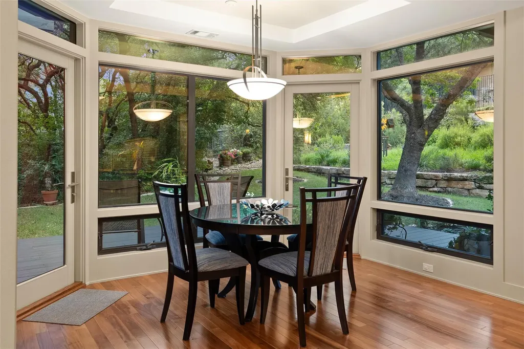 5910 Doone Valley Court Austin TX 78731