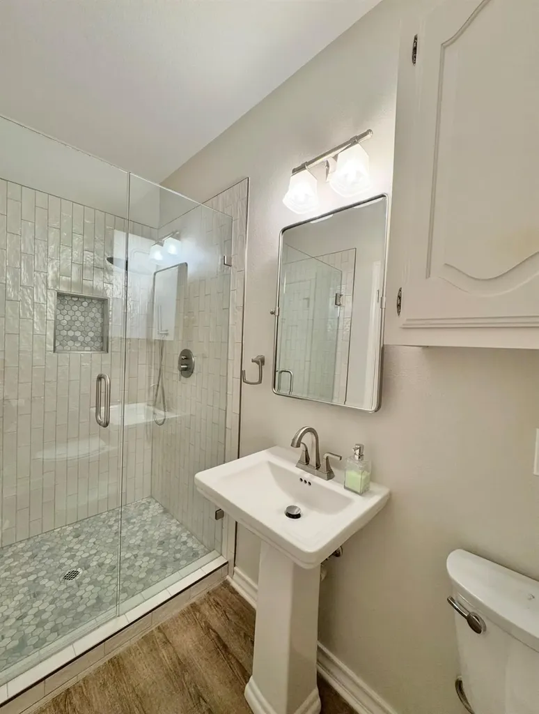 203 E 11th Street Elgin TX 78621